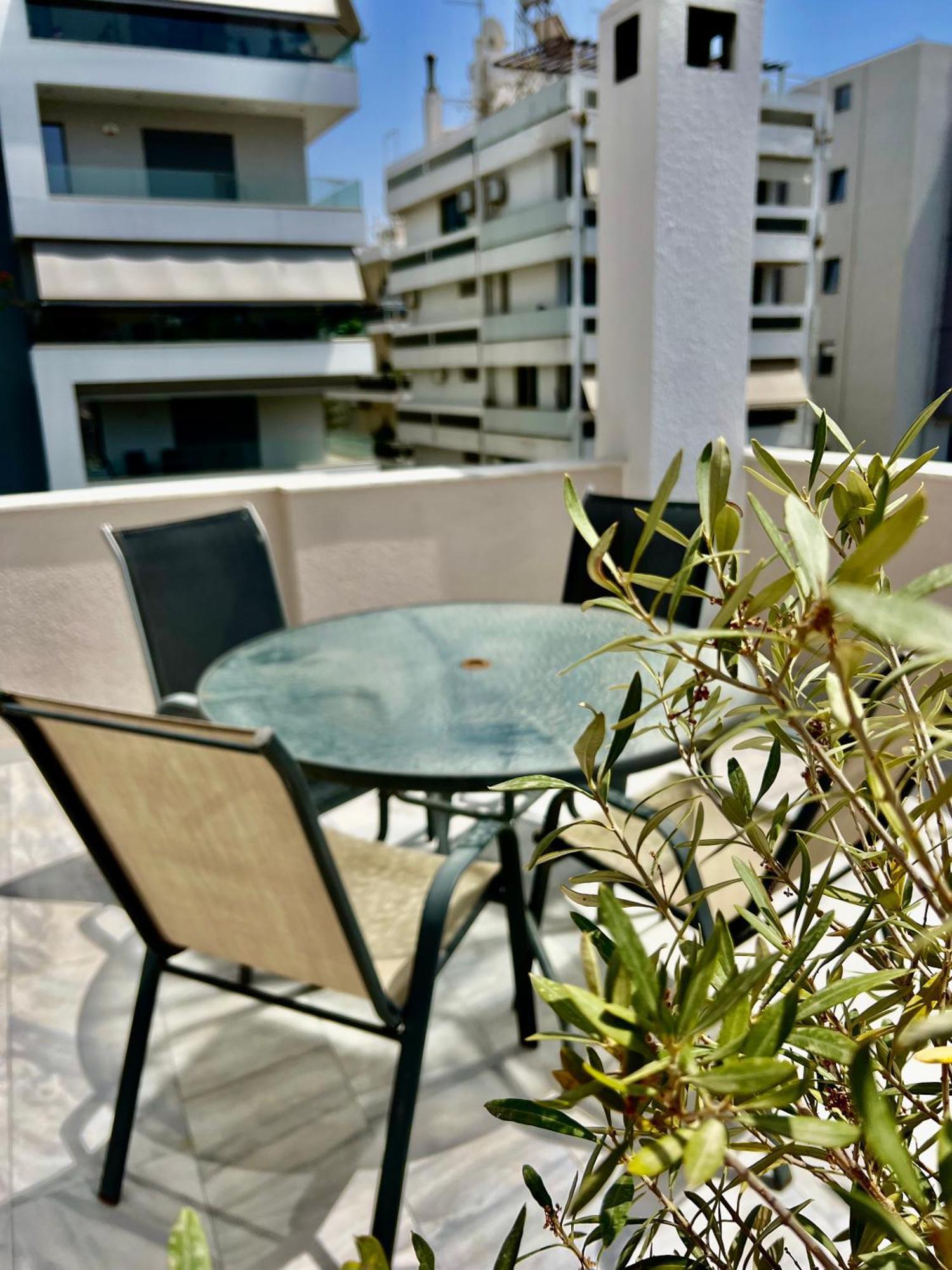 Brand New Brilliant Apartment At Athenian Riviera Экстерьер фото