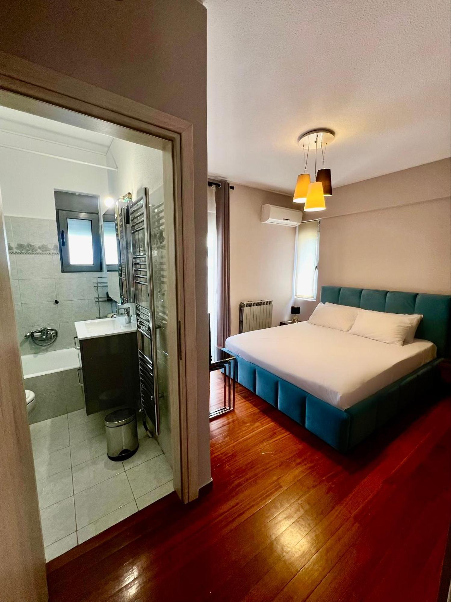 Brand New Brilliant Apartment At Athenian Riviera Экстерьер фото